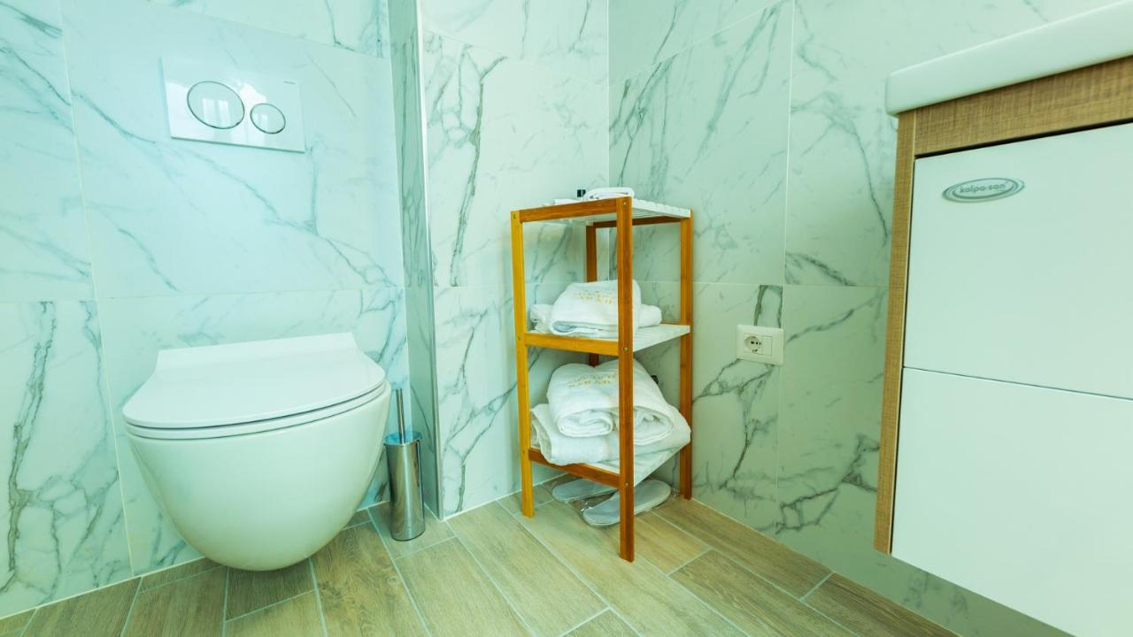Art Hotel 티라나 외부 사진